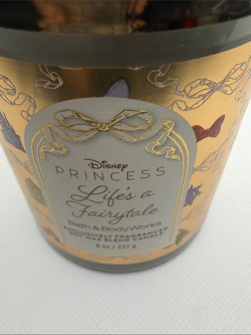 Rare-
Bath & Body Works Princess "Life's a Fairytale" Gold and Purple Jar Candle - Picture 2 of 6